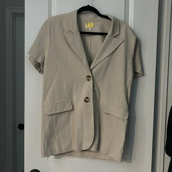 Entro blazer, freshly dry cleaned - Picture 1 of 1